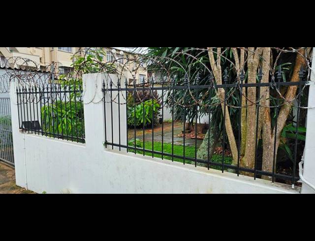 2 BEDROOM APARTMENT FOR SALE IN GLENWOOD